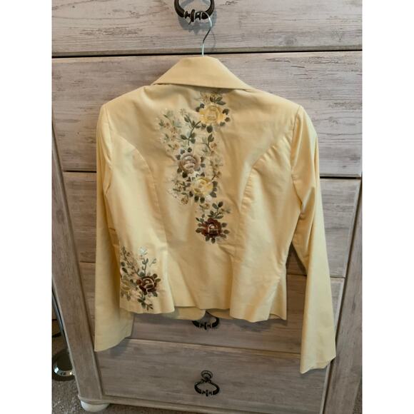Butter Yellow Corduroy Blazer with Floral Embroidery- Medium - Picture 2 of 3